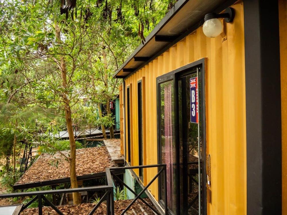 Beach Box Resort At Rimlay Rayong Extérieur photo