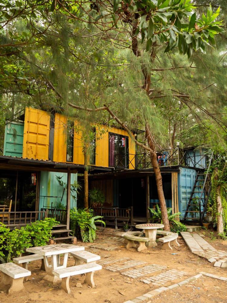 Beach Box Resort At Rimlay Rayong Extérieur photo